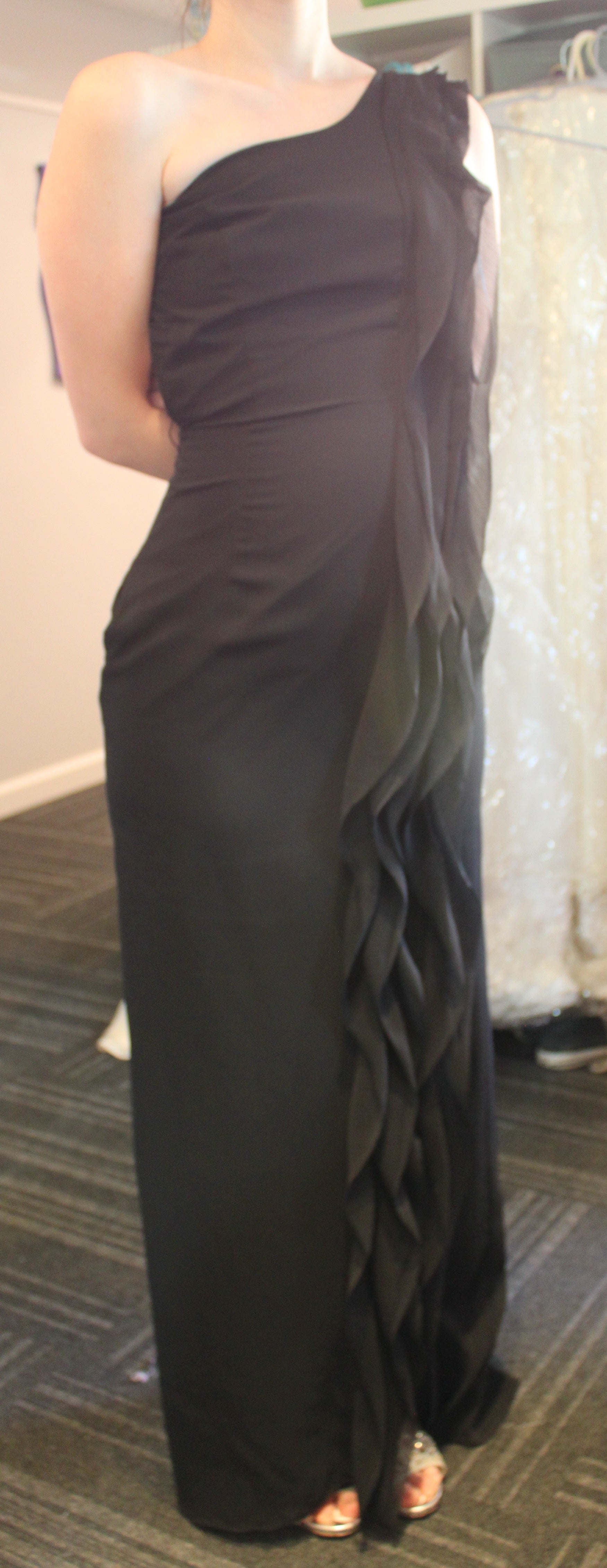 02 Vera Wang Long One Shoulder Ruffles