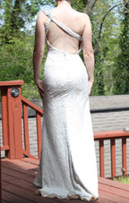04 White Lace with Gemstones on Bodice