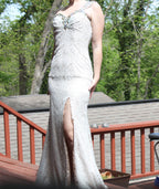 04 White Lace with Gemstones on Bodice