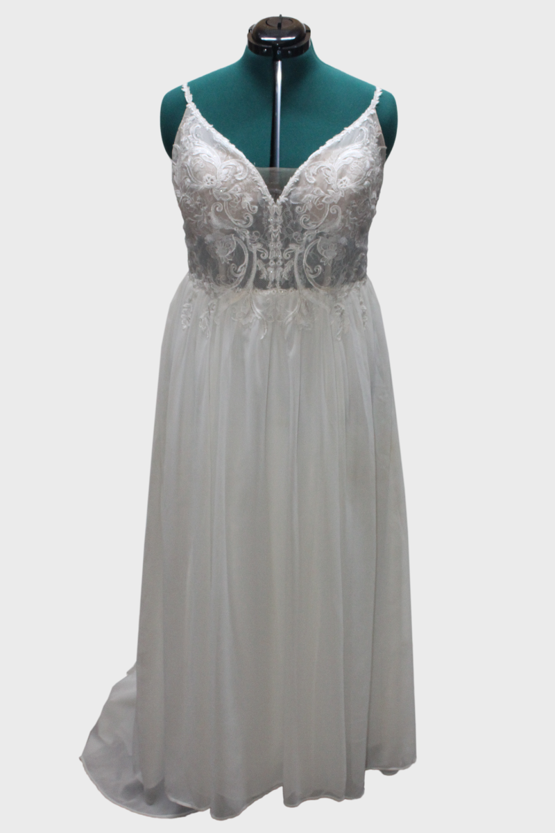 34 DB Studio Lace Applique Wedding Dress