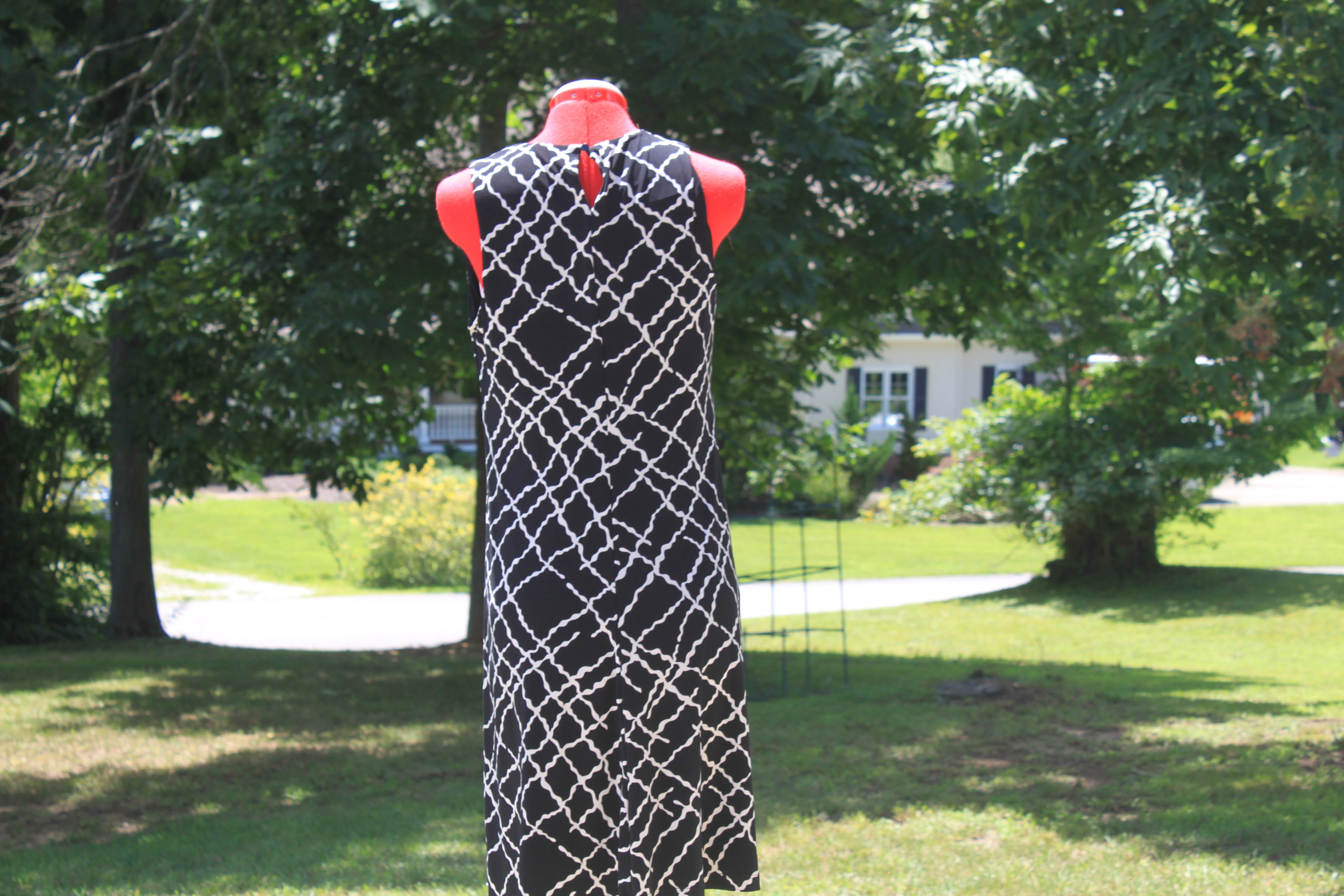 JT26 Anne Klein Black Dress