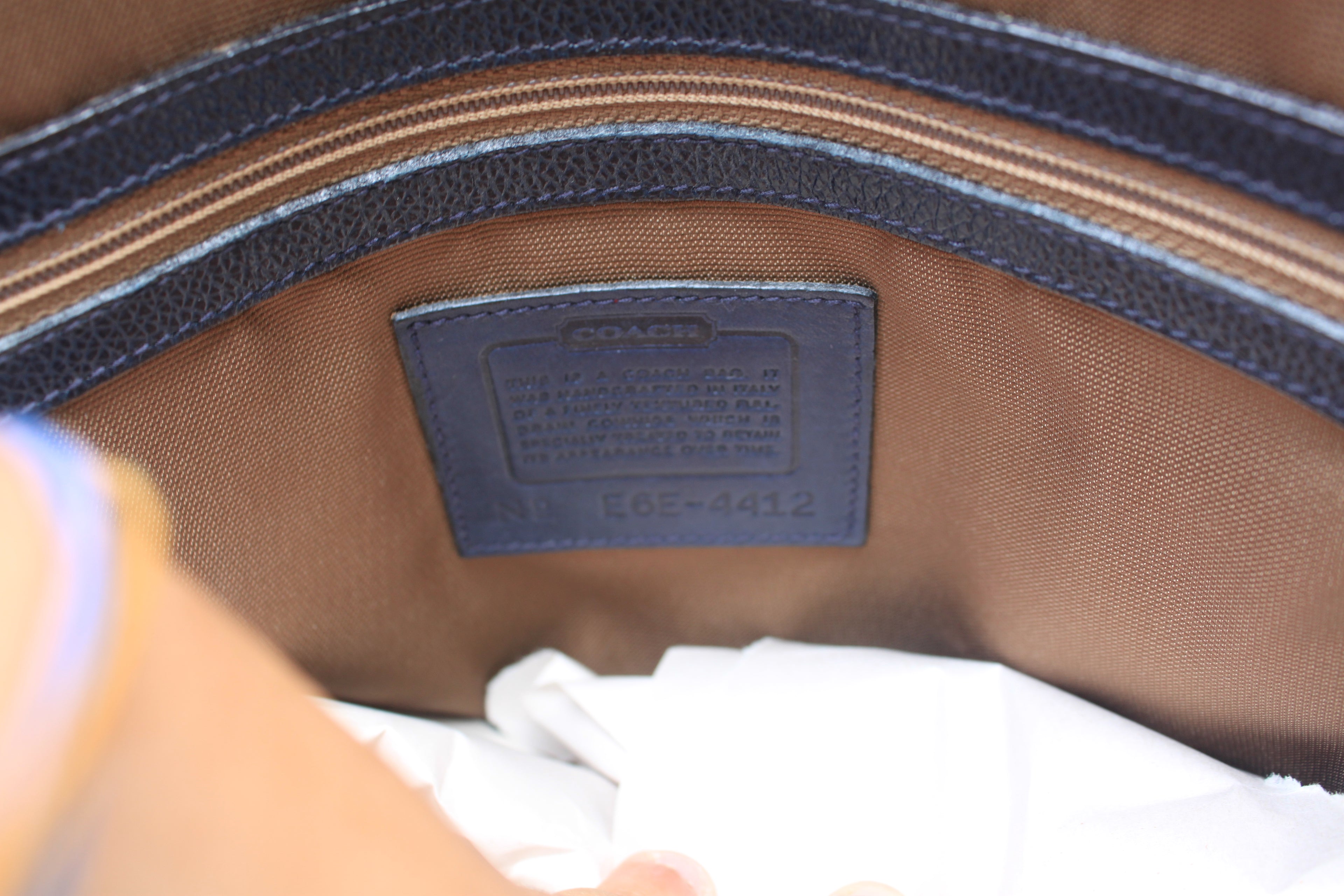 B07 Vintage 1996 Coach Navy Bag