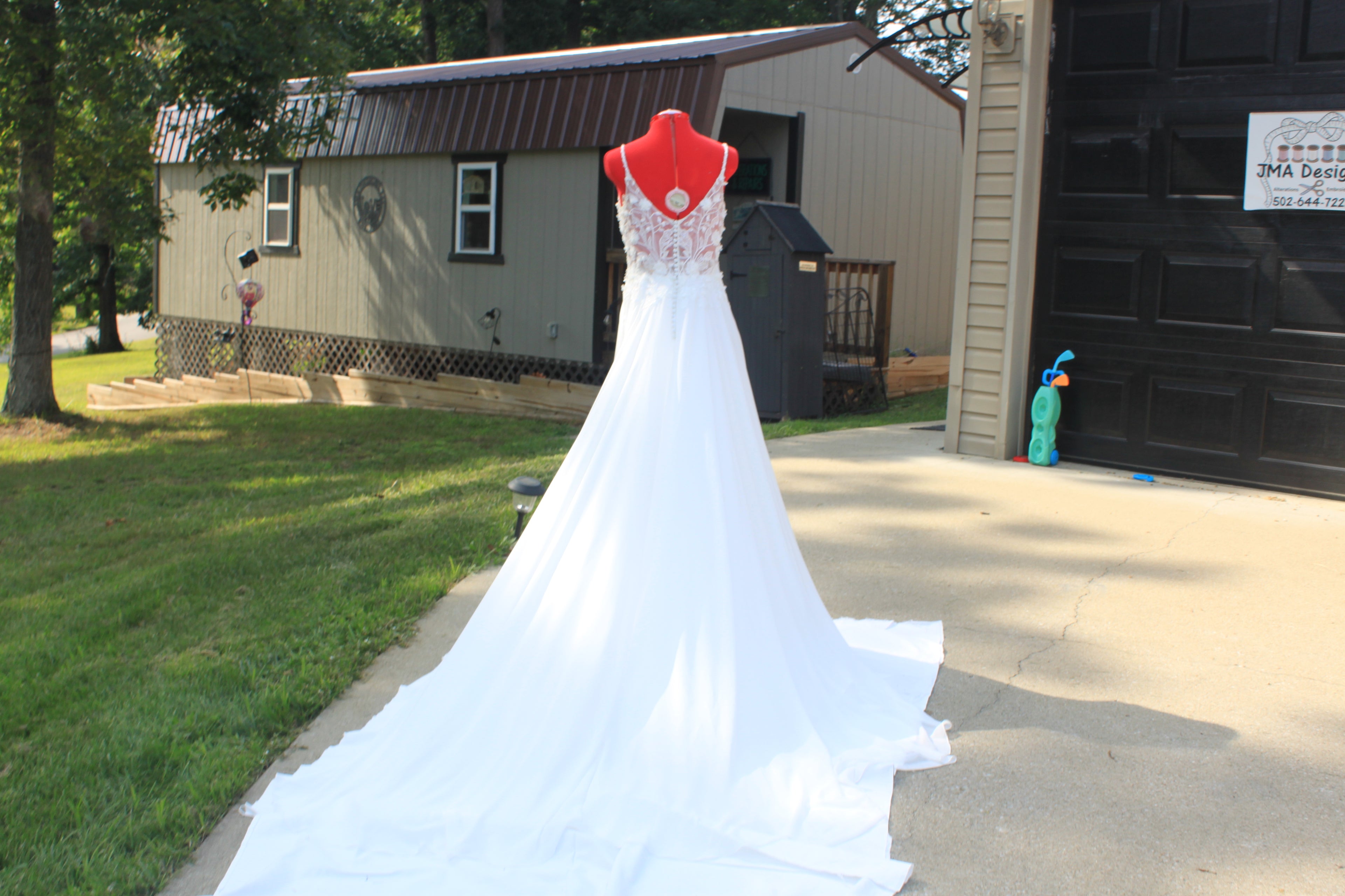 62 Pearled Spaghetti Strap Luxury Wedding Dress