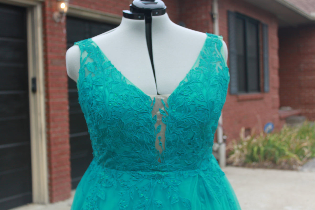 39 Sparkly Teal Dress