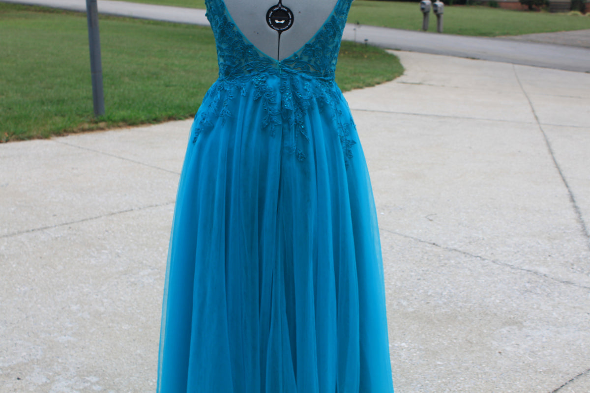 39 Sparkly Teal Dress