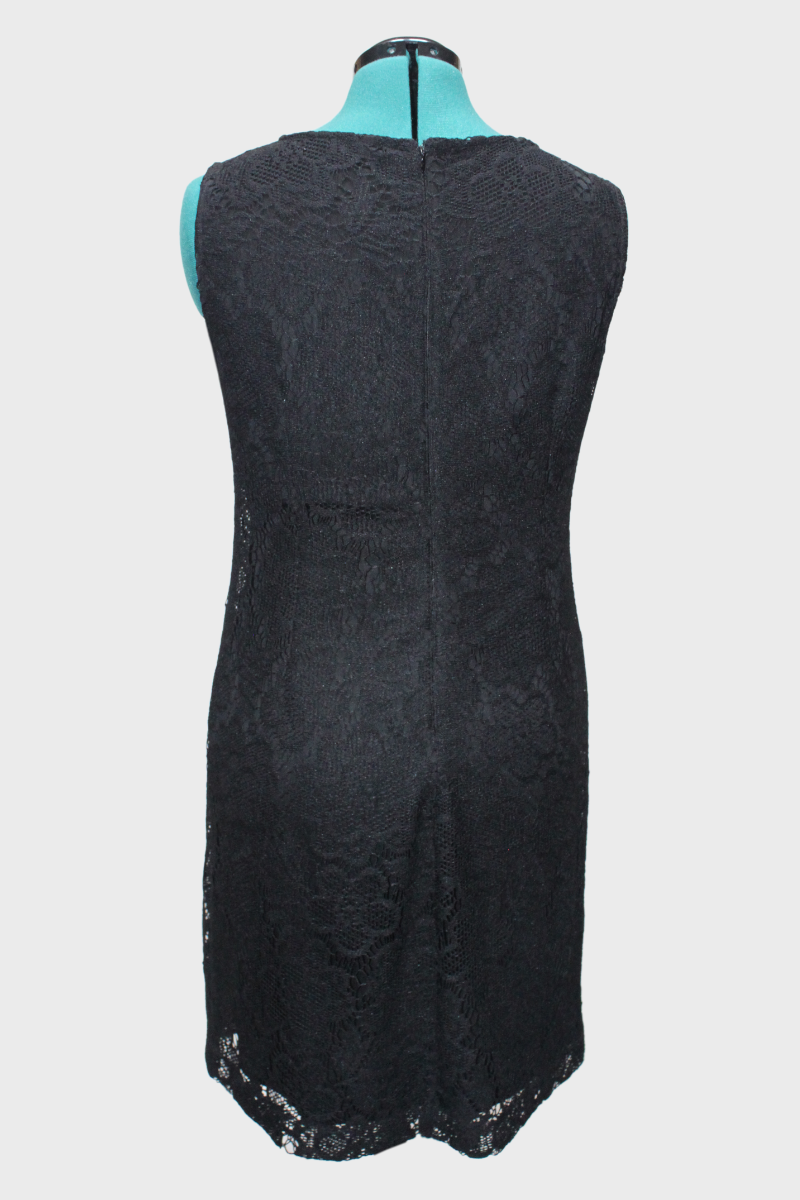 31 Short Black Lace Overlay