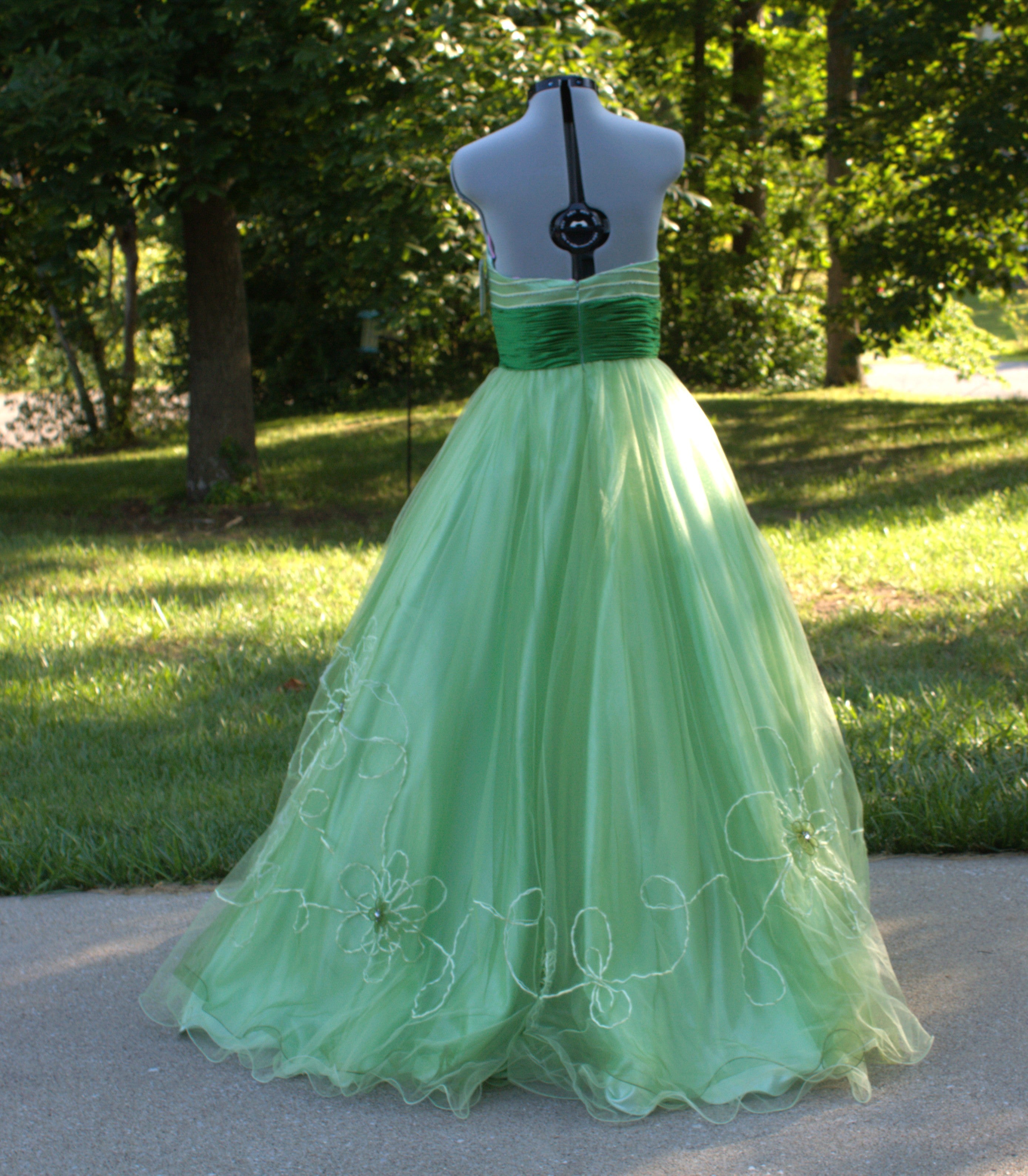 59 Green gown with belt