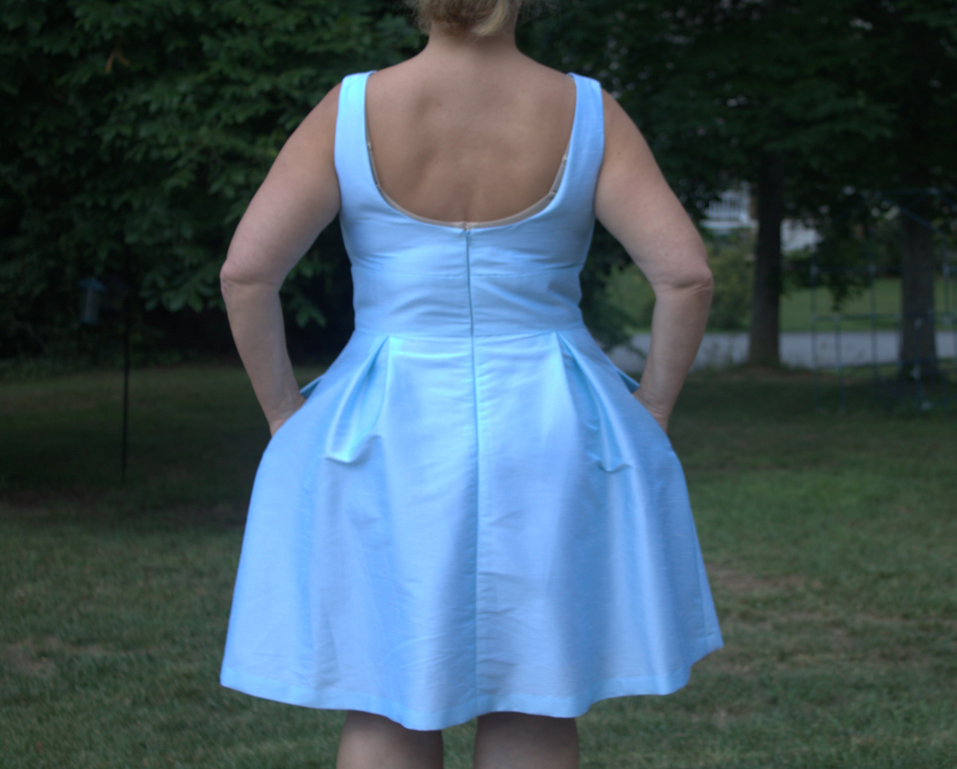 91 Alfred Sung Light Blue Dress