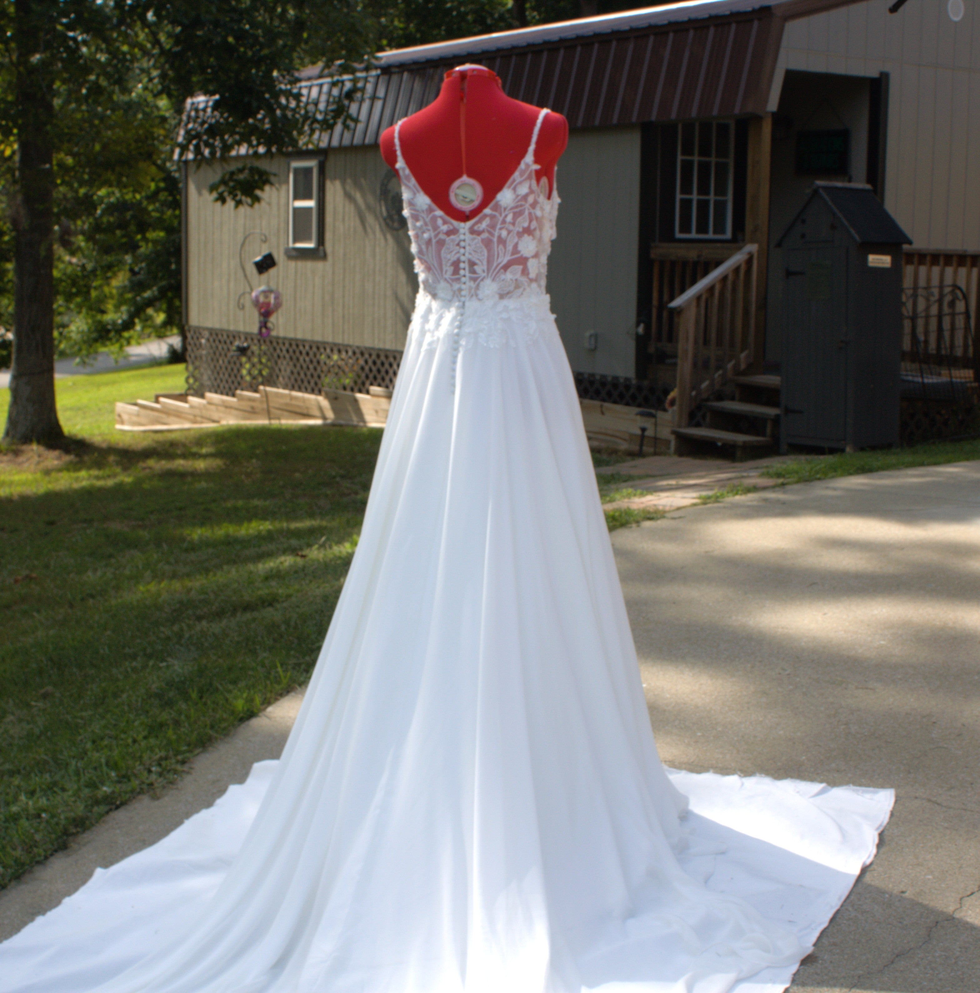 62 Pearled Spaghetti Strap Luxury Wedding Dress